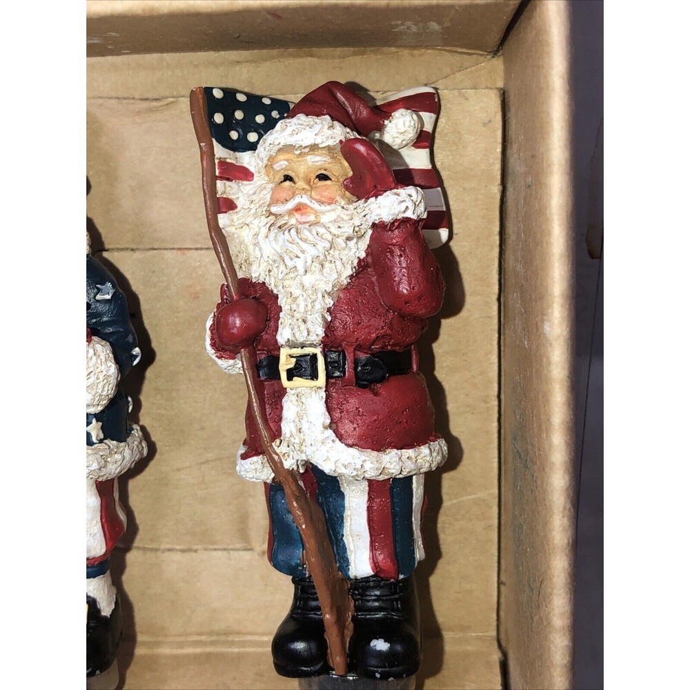Boston Warehouse Christmas Patriotic Santa Dip Cheese Charcuterie Spreader Set - Picture 3 of 9